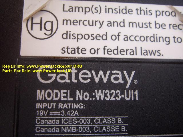 Gateway W323 UI1 model